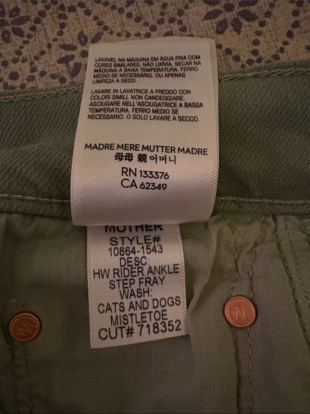 MOTHER High Waisted Rider Ankle Step Fray in a Beautiful Green Colour - Picture 10 of 11